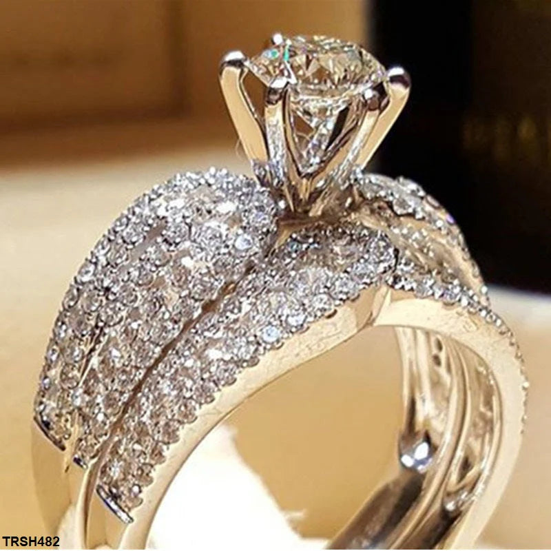 Circle Diamond Couple Rings