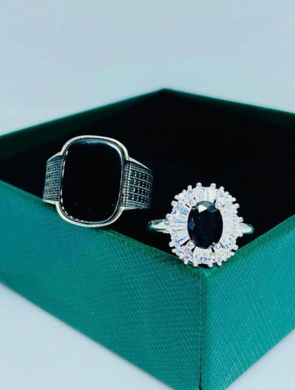 Elegant Black Stone Rings Adjustable size